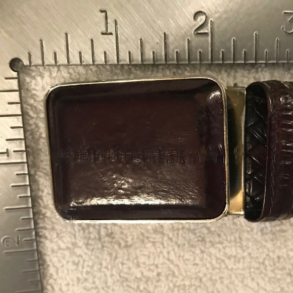 Mans Eel Skin Belt 34' to 36" - Picture 5 of 10